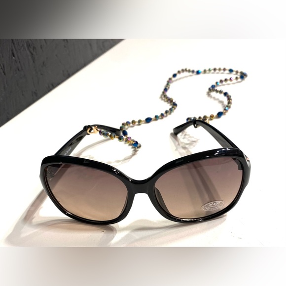 NWOT‼️ Don’t Lose Your Glasses! Iridescent Glasses Holders 12 in length Handmade - Picture 4 of 7